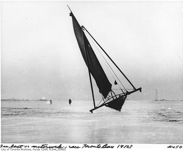 20121211-ice-boat-1912.jpg