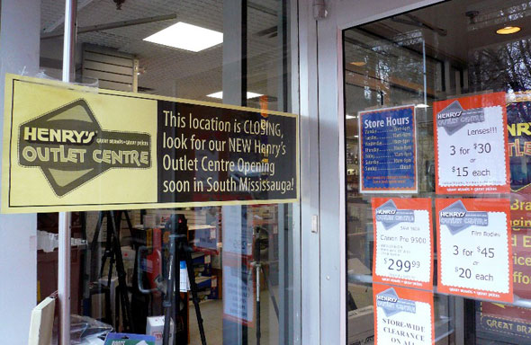 Henry's Outlet Centre
