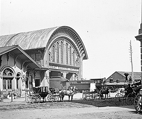 2011125-Great_Western_Railway_Station_Toronto_1867.jpg