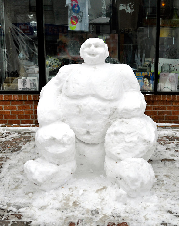 2011210-snowman-uncle_lynx.jpg