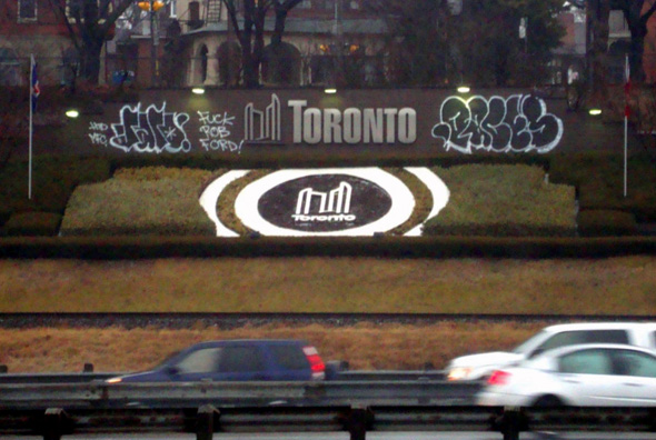 2011318-Ford-Graffiti.jpg