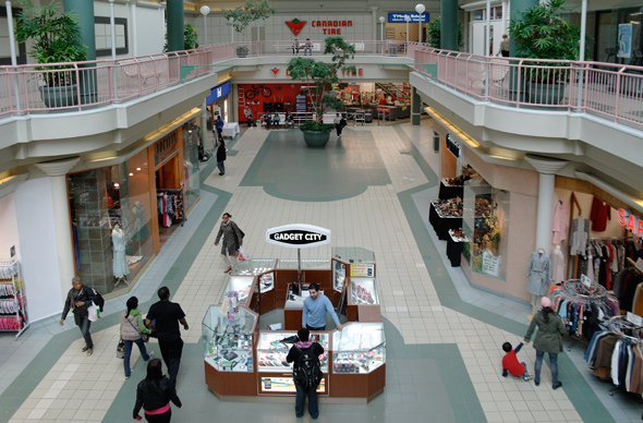 Lawrence Square Mall