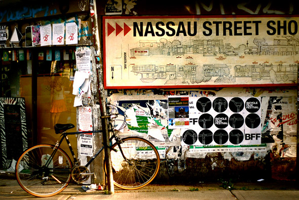 street, nassau, bike