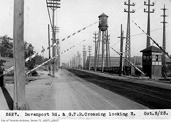 2013913-dav-east-gtr-crossing-1923.jpg