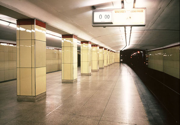 toronto subway tile