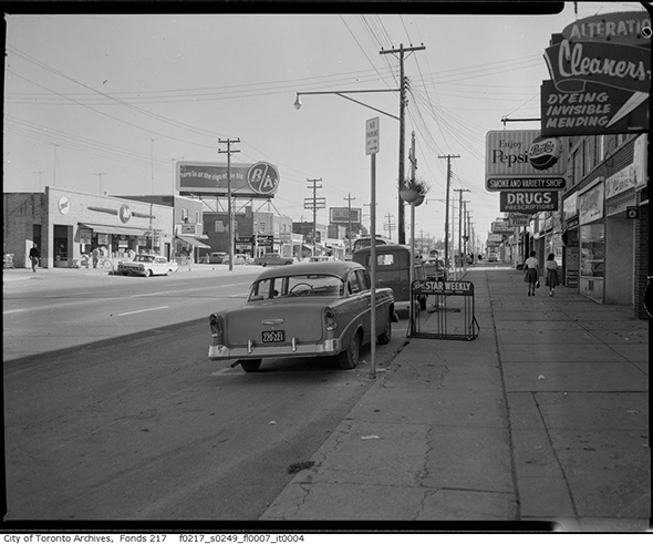 2014319-ave-north-lawrence-1961.jpg