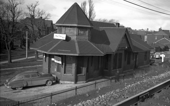 toronto riverdale station