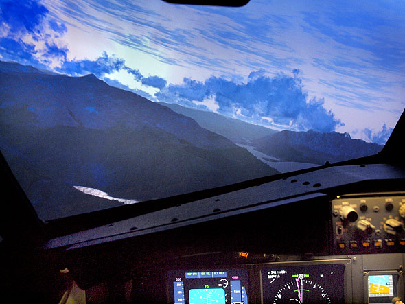 Threshold flight simulator