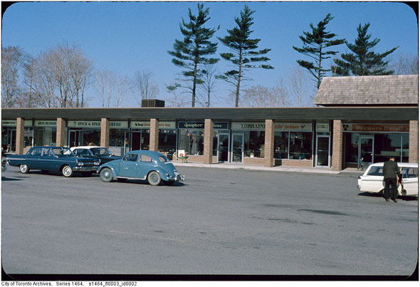 What strip malls used to look like in Toronto
